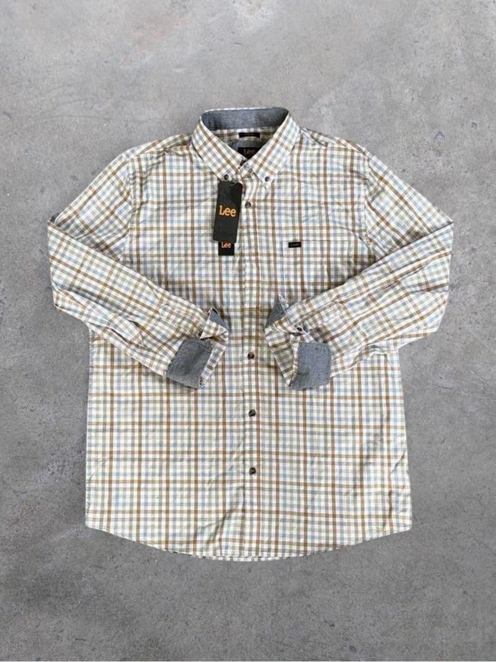 Lee Men's Plaid Button-Down Shirt in Tan and Blue
